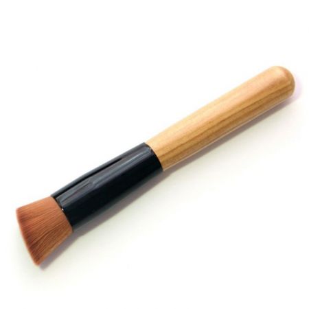 Wood Handle Custom Makeup Foundation Brush